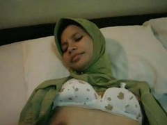 Find-Best-Asian.com presents: Indonesian-jilbab entot di hotel